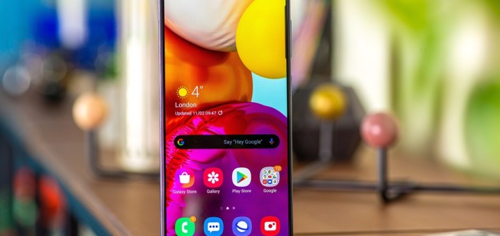 Samsung Galaxy A71 Modeli, One UI 2.5 Güncellemesi Alıyor