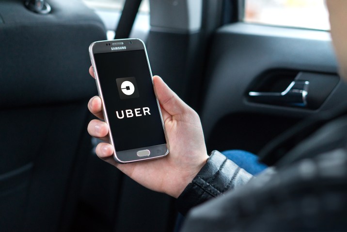 Uber Düşük Reytinge Sahip Yolcularıyla Bağlarını Koparacak